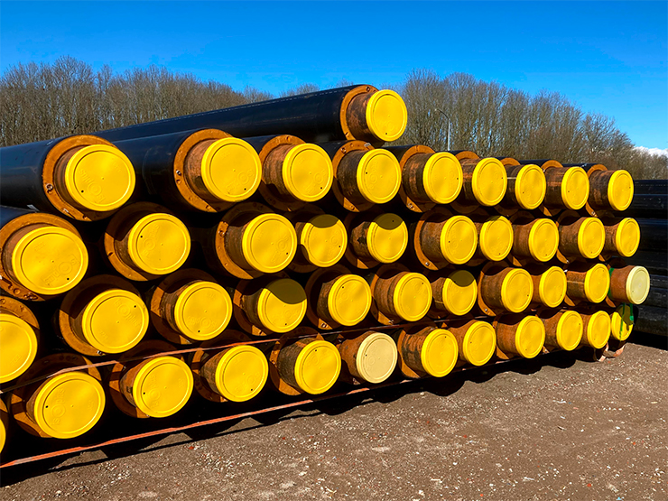 Des canalisations de chauffage urbain transportant des fluides caloporteurs